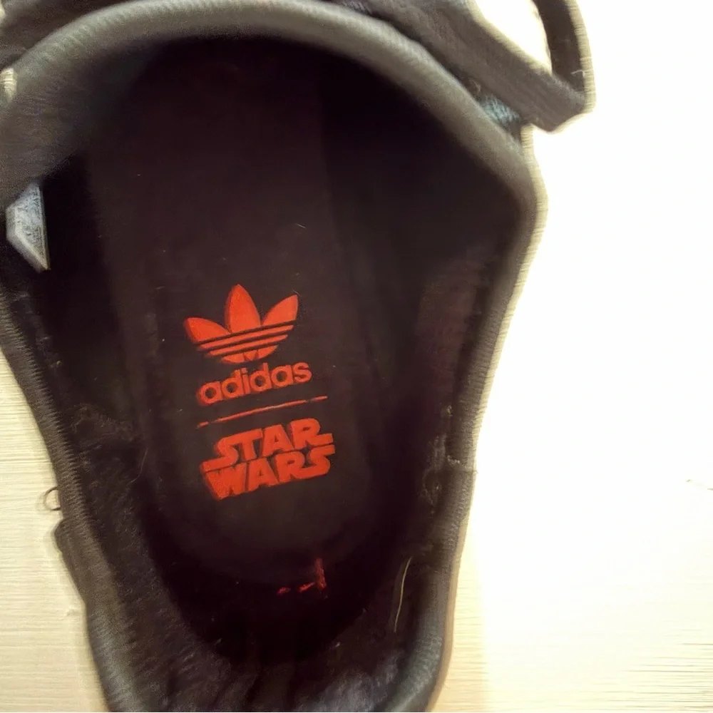 Rare Adidas x Star Wars NMD_R1 Darth Vader Sneakers‎ - Men’s 6.5 / Women’s 7.5